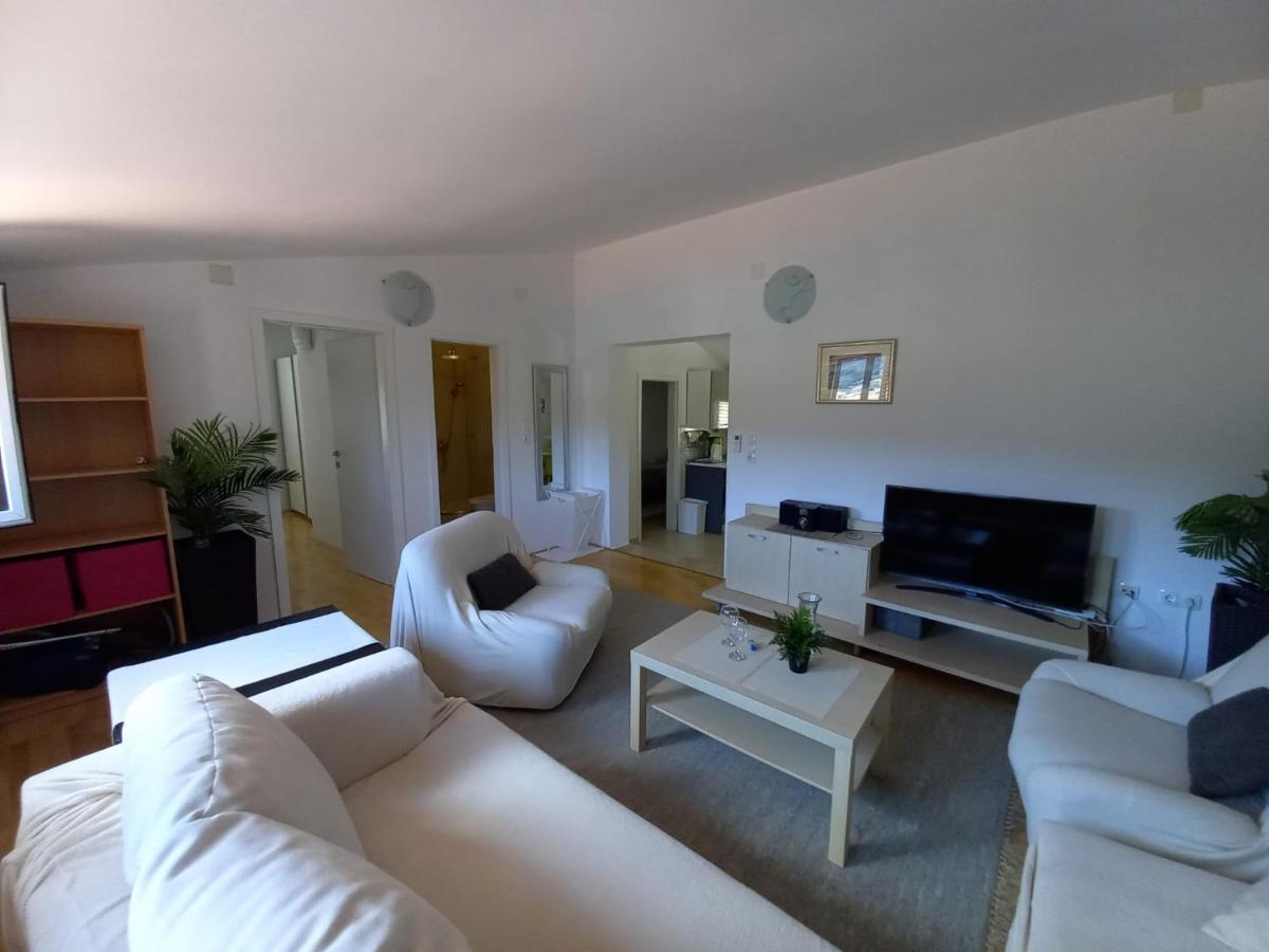 Apartman Marina Sa Parkingom *